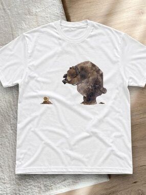 Bear Camera Graphic Tee White Unisex Women Men Unisex T-shirt